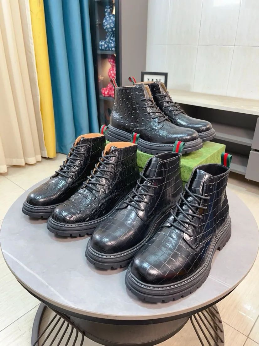 Men's shoes 💰540🌸🌸 (GUCCI) [cow lining plus velvet optional] [can be made without standard] New product Martin boots imported from Canada with full top layer high mercerized frosted fabric, punched using 3D digital technology, high-end and classy, ​​versatile to wear, full of three-dimensionality, close pictures will make you obsessed with the leather. You can't extricate yourself ~ the best on the market.          Fabric: Cowhide/Embossed Lining: Cowhide.          Please make a note when placing an order, sizes: 38-44 (37, 45, 46 can be customized and cannot be returned or exchanged) 5 colors available; black, gray, khaki, coffee, and earthy yellow